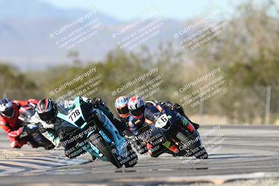 media/Dec-07-2025-CVMA (Sun) [[3e7d2de5dc]]/Race 12- Formula 40 MW and LW/